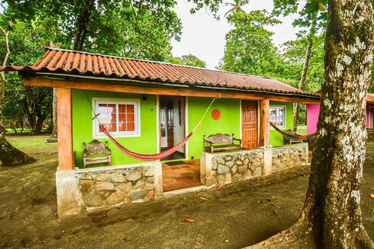 Hotel Oasis & Surf Camp Santa Catalina Exterior foto